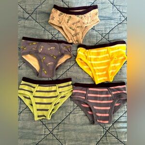 GAP kids 3T boy’s underwear set